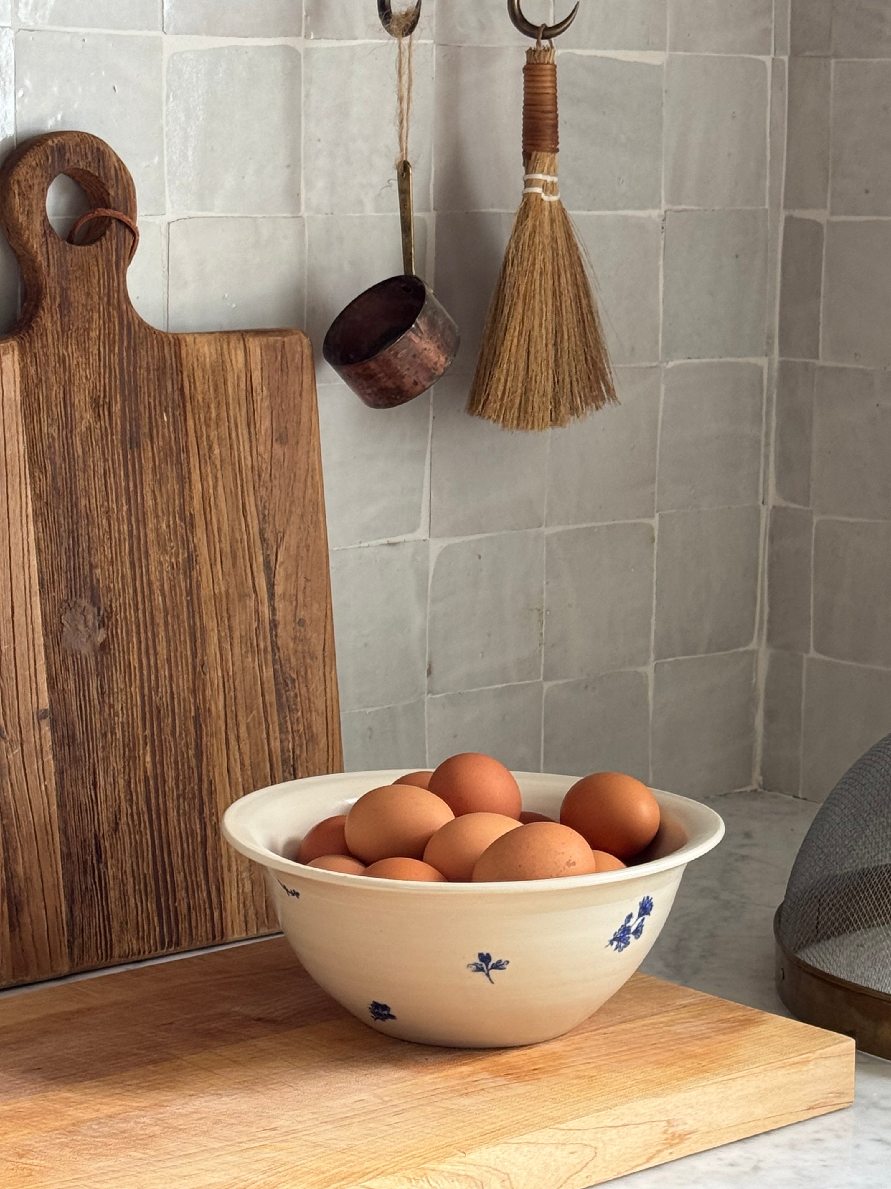 Grettie Farmhouse bowl - hand-thrown